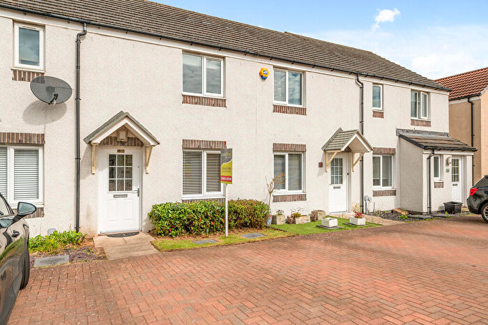 2 Bedroom Terraced House For Sale In Hedgerow Drive, Larbert, FK5