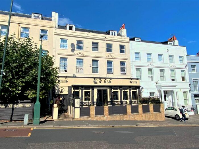 2 Bedroom Flat To Rent In Hudson House, Upper Norwich Road, Bournemouth, BH2