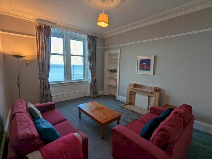 2 Bedroom Flat To Rent In Trinity Crescent, Edinburgh, EH5