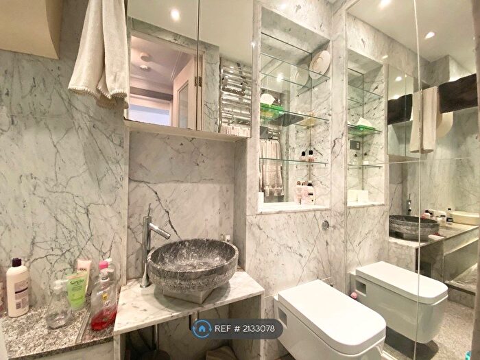 1 Bedroom Flat To Rent In Basildon Court, London, W1G