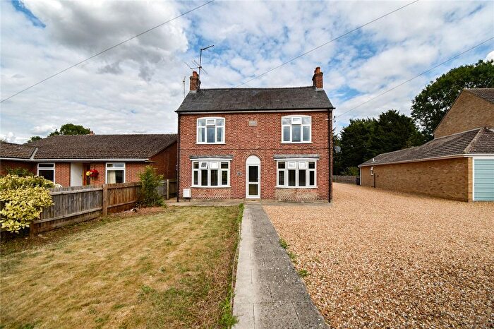 3 Bedroom Detached House To Rent In High Street, Landbeach, Cambridge, CB25