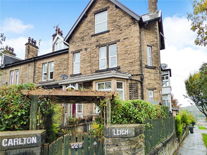 1 Bedroom Apartment For Sale In Bingley Road, Shipley, West Yorkshire, BD18