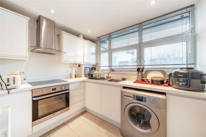 2 Bedroom Apartment For Sale In St. Helena Road, London, SE16