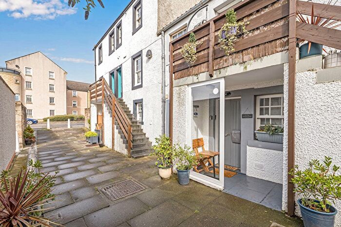 2 Bedroom Flat For Sale In Great Michael Close, Edinburgh, EH6