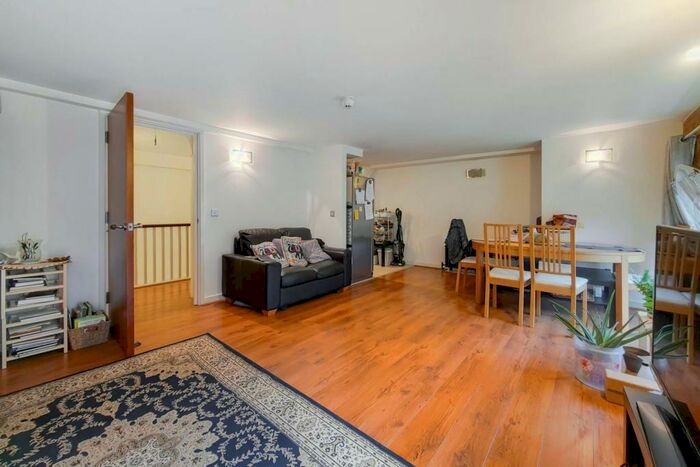 2 Bedroom Flat To Rent In Marlborough Road, Woolwich, London, SE18