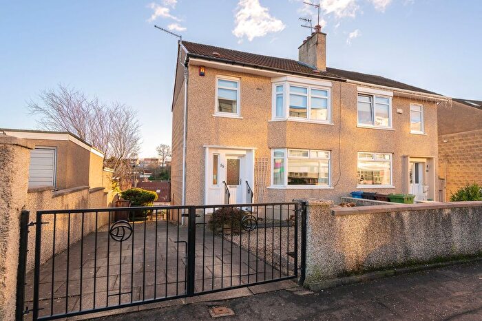 3 Bedroom Semi Detached House For Sale In Fetlar Drive, Glasgow, G44