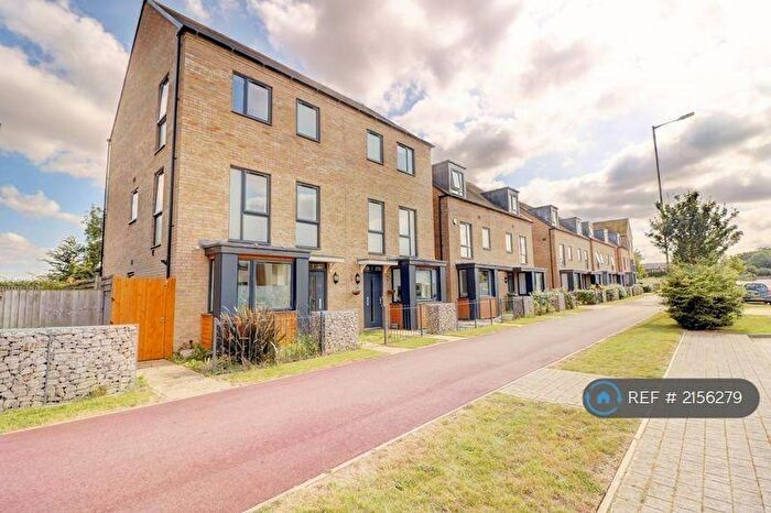 4 Bedroom Semi-Detached House To Rent In Hayton Way, Tattenhoe Park, Milton Keynes, MK4