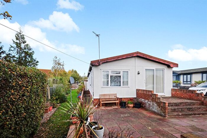 2 Bedroom Park Home For Sale In Church Lane, Seasalter, Whitstable, CT5