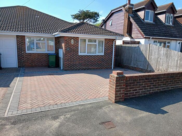 3 Bedroom Semi-Detached Bungalow For Sale In Keymer Avenue, Peacehaven, BN10