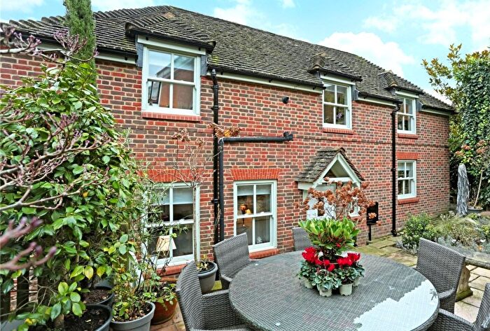 3 Bedroom Detached House To Rent In High Street, Marlborough, SN8