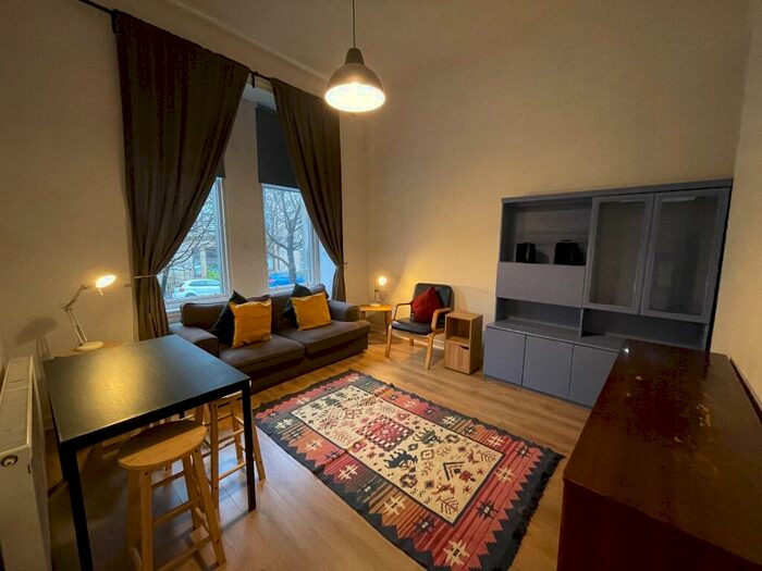 2 Bedroom Flat To Rent In Cessnock Street, Cessnock, Glasgow, G51
