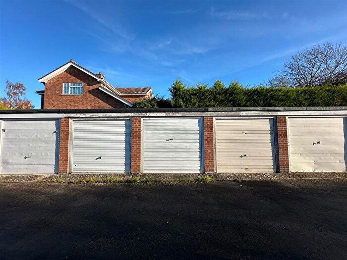 Property For Sale In Hitchcock Place, Sudbury, CO10