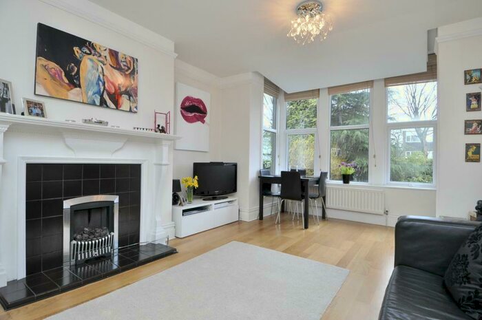 2 Bedroom Apartment To Rent In Ground Floor Flat, Street Lane, Roundhay, Leeds, LS8