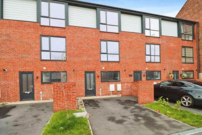 4 Bedroom Terraced House For Sale In New Chester Road, Rock Ferry, CH42