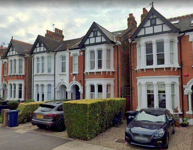 2 Bedroom Flat To Rent In Bradley Gardens - St Floor, Ealing, London, W13