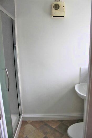 1 Bedroom Flat To Rent In Victoria Street, Montrose, DD10