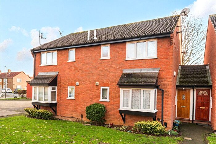 1 Bedroom Terraced House To Rent In Firs Close, Mitcham, CR4