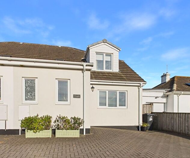 3 Bedroom Bungalow For Sale In Rose-An-Grouse, Canonstown, Hayle, TR27