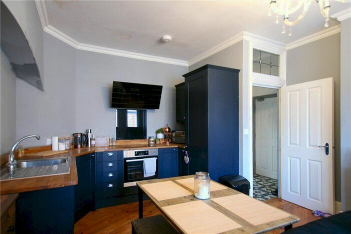 1 Bedroom Flat For Sale In North Street, Havant, Hampshire, PO9