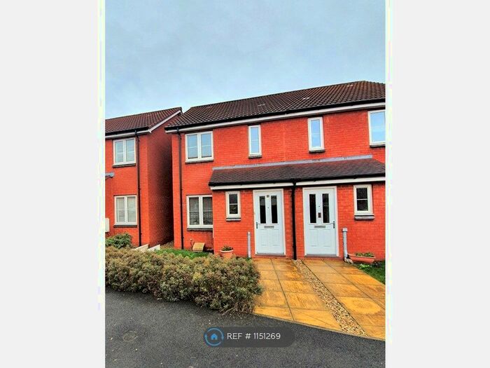 2 Bedroom Semi-Detached House To Rent In Cavallo Walk, Bridgwater, TA6