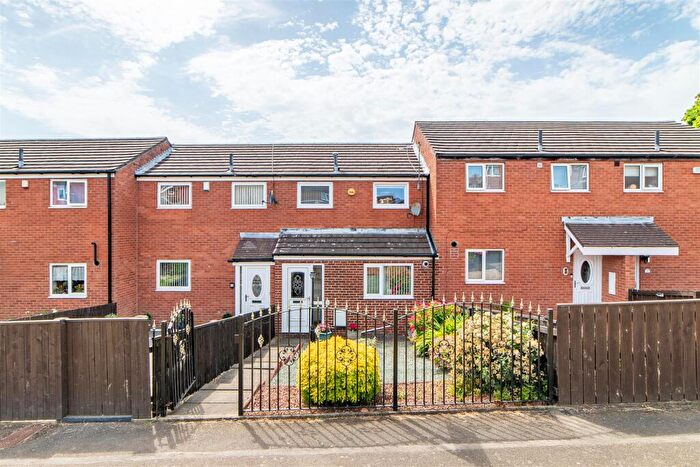 2 Bedroom Terraced House For Sale In Beresford Gardens, Newcastle Upon Tyne, NE6