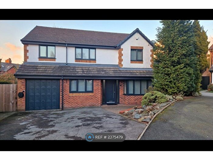 5 Bedroom Detached House To Rent In Westbrook Close, Rochdale, OL11