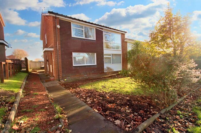 2 Bedroom Flat To Rent In Wansford Way, Whickham, NE16