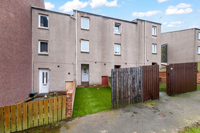 3 Bedroom Town House For Sale In Hill Street, Dundee, DD3