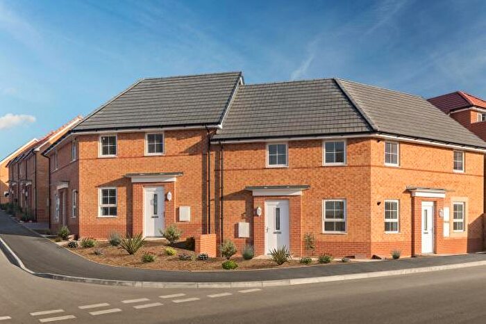 2 Bedroom Maisonette To Rent In Albert Way, East Cowes, PO32