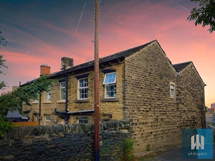 1 Bedroom Terraced House To Rent In Blackmoorfoot Road, Crosland Moor, Huddersfield, HD4