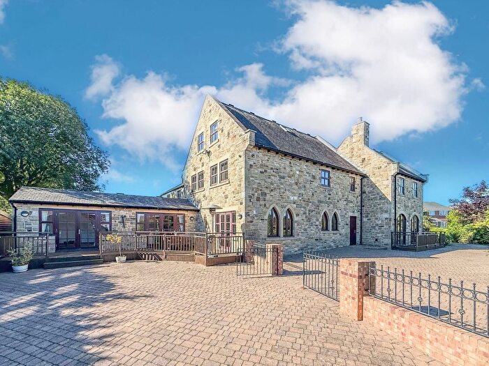 6 Bedroom Detached House For Sale In Hauxley Drive, Chester Le Street, DH2