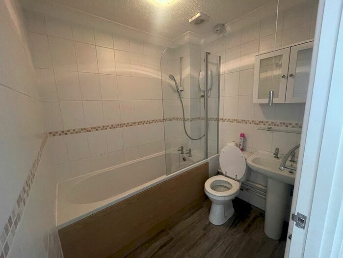 1 Bedroom Maisonette To Rent In Chinook, Highwoods, Colchester, CO4