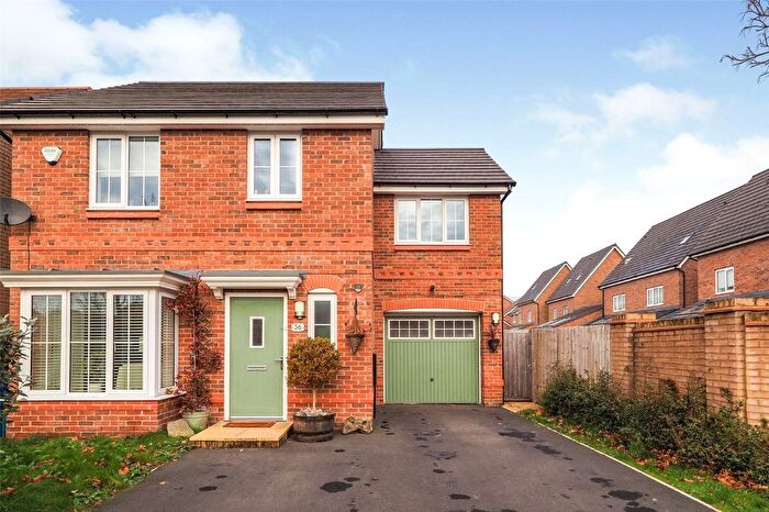 4 Bedroom Detached House For Sale In Thorne Crescent, Manchester, Lancashire, M28
