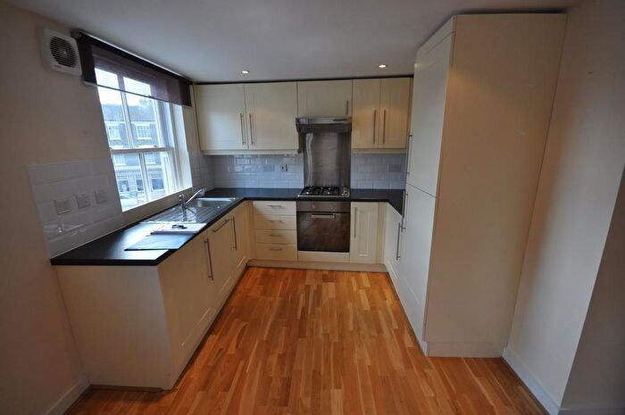 2 Bedroom Apartment To Rent In St Peters Court, Howden, DN14