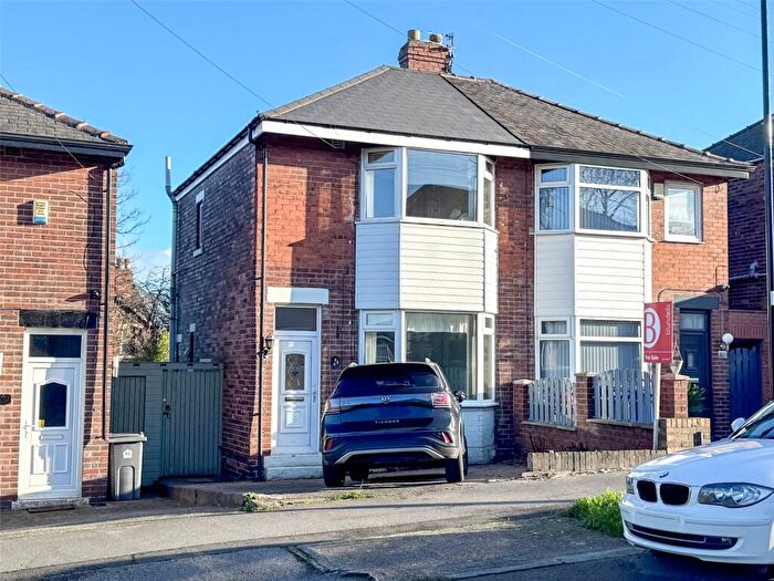 2 Bedroom Semi Detached House For Sale In Lound Road, Sheffield, South Yorkshire, S9