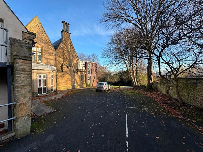 Studio To Rent In Room, St. Anns Lodge, Leeds, West Yorkshire, LS4