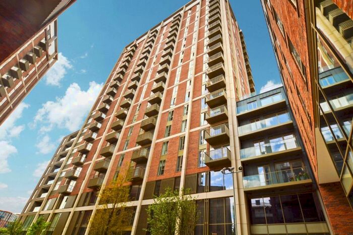 2 Bedroom Flat To Rent In Local Crescent, Hulme Street, Salford, M5