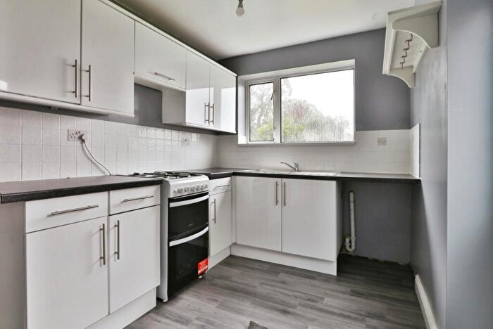 3 Bedroom Terraced House For Sale In The Crescent, Thorngumbald, Hull, HU12