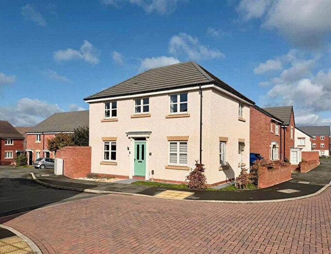 3 Bedroom Detached House For Sale In Willow Drive, Warwick, CV34