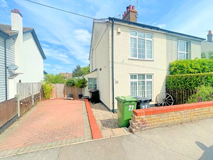 3 Bedroom Semi-Detached House For Sale In Mell Road, Tollesbury, CM9