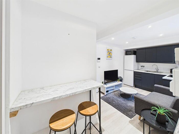 2 Bedroom Apartment To Rent In Furnished Apartment, Sadler Gate, Derby, DE1