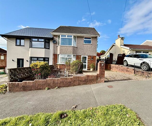3 Bedroom Semi-Detached House For Sale In Llangorse Road, Aberdare, CF44