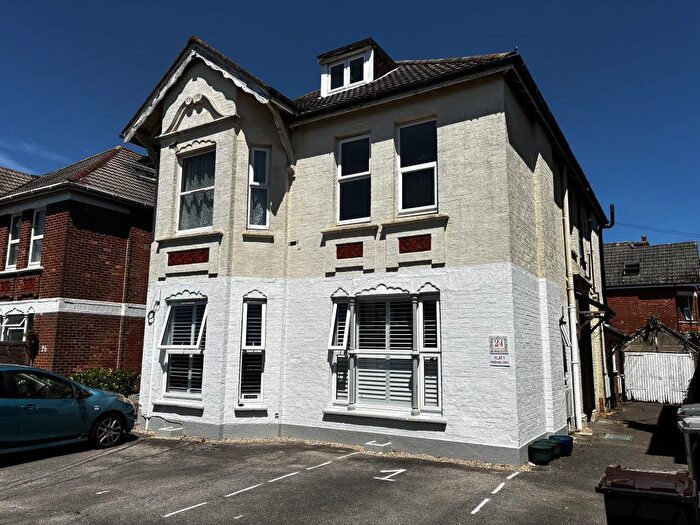 1 Bedroom Flat To Rent In Hamilton Road, Boscombe, BH1