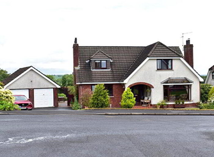 4 Bedroom Detached House With Garages For Sale In Berwick View, Moira, BT67