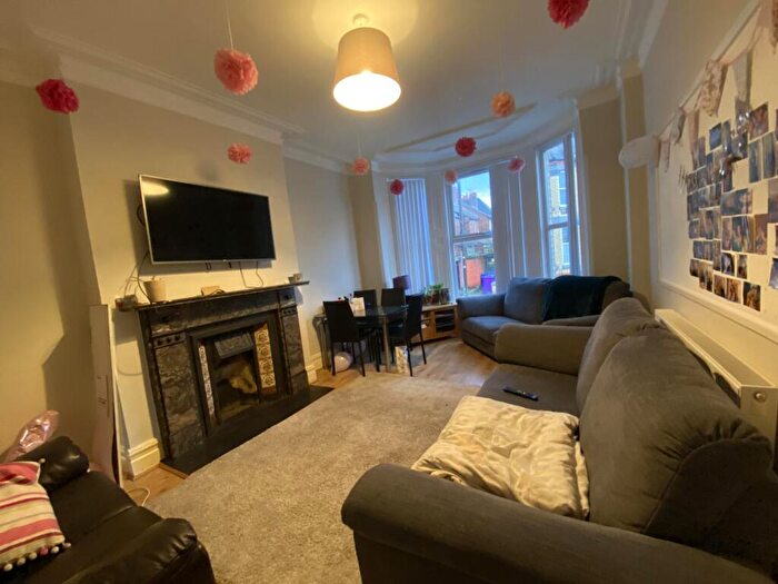 6 Bedroom House To Rent In Borrowdale Road, Liverpool, L15