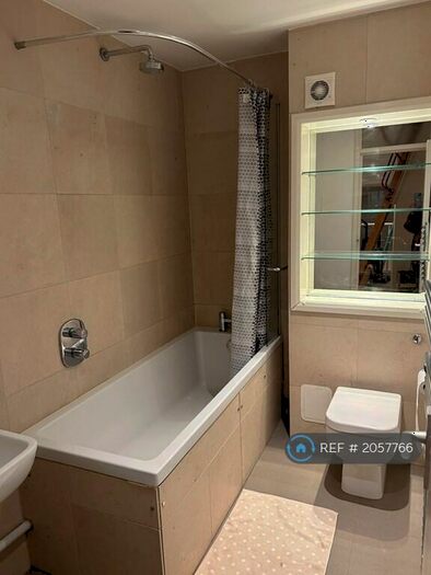 2 Bedroom Flat To Rent In Norwood Road, London, SE24