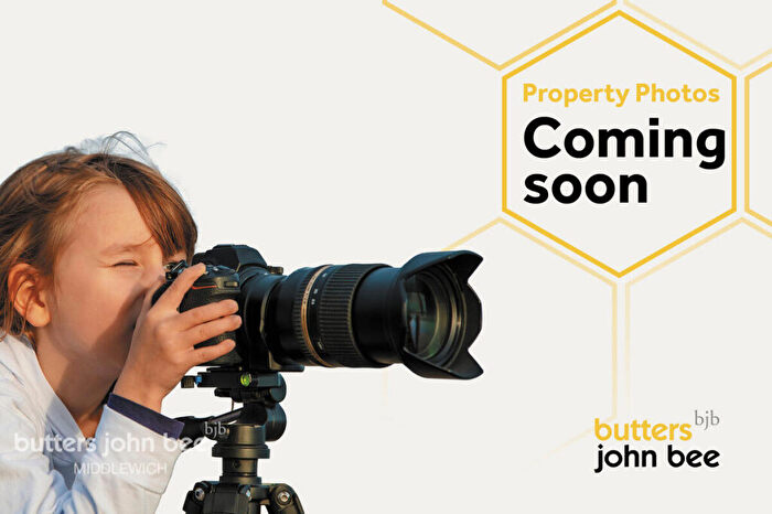 5 Bedroom Detached House For Sale In Coriander Close, Middlewich, CW10