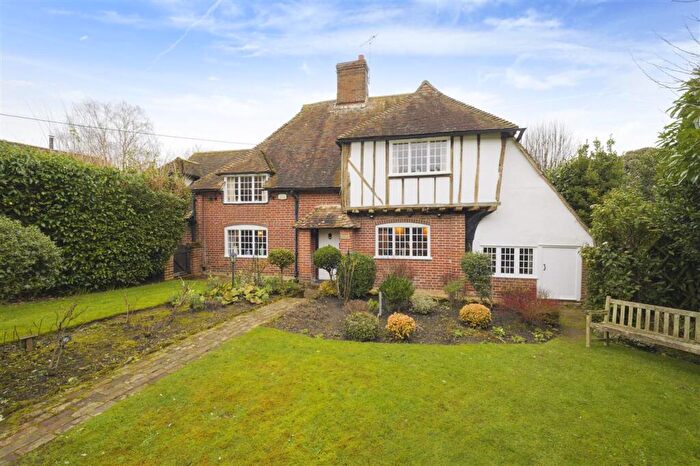 4 Bedroom Detached House For Sale In Luton Cottage, The Street, Selling, ME13
