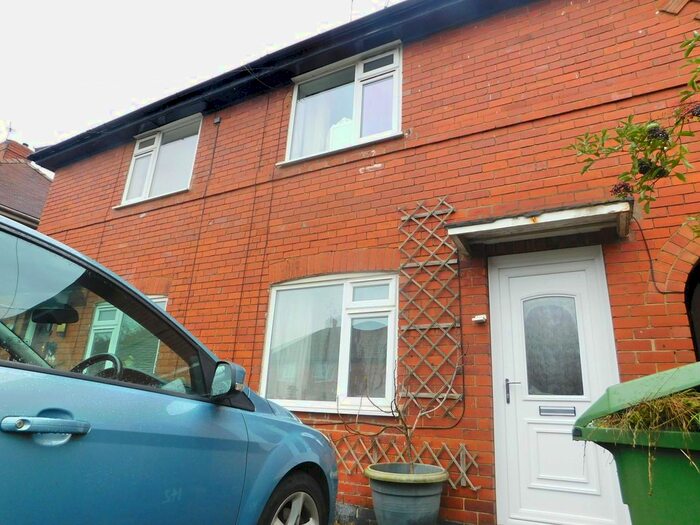 2 Bedroom Property To Rent In Pottery Lane, York, YO31