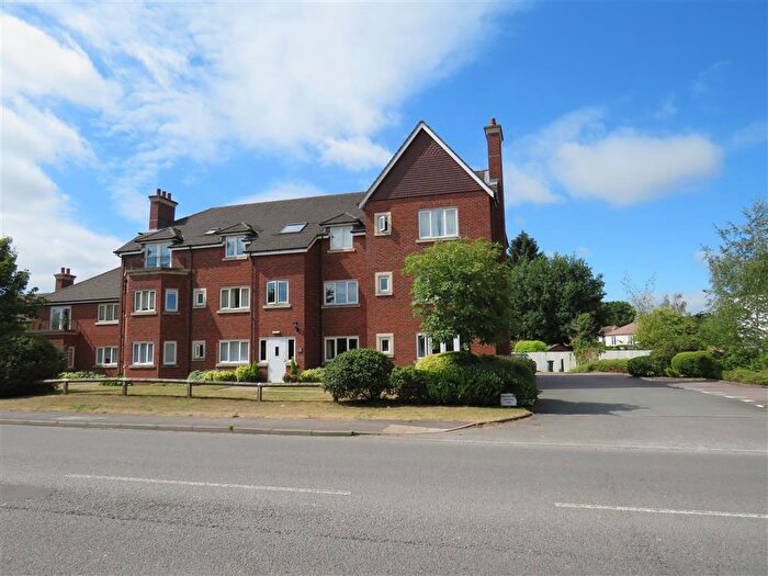 2 Bedroom Apartment To Rent In Kenilworth Road, Balsall Common, Coventry, CV7